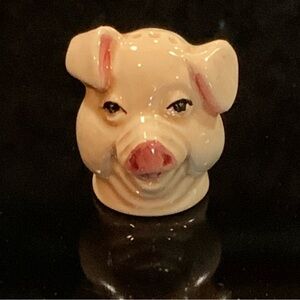 Thimble Pig Bone China Sylvac Hand Crafted England